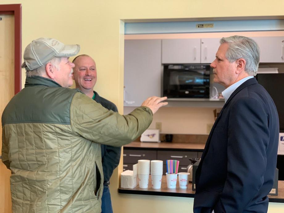 February 2019 - Senator Hoeven outlines his cabin bill to Patterson Lake cabin owners.